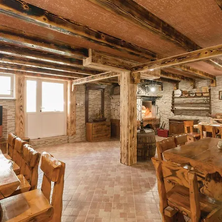 Gorgeous In Apartment Povljana